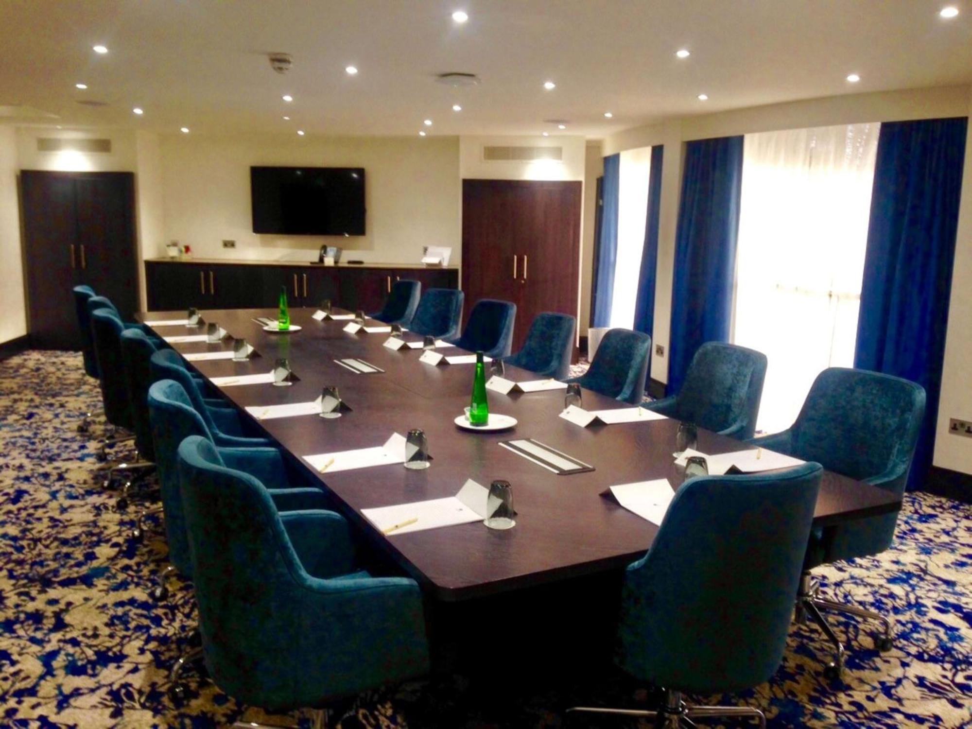 Doubletree By Hilton Hotel Nottingham - Gateway Экстерьер фото